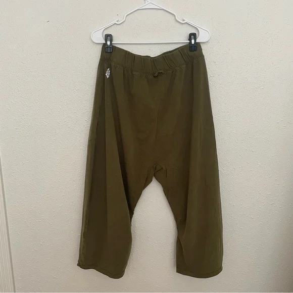 FP Movement Hot Shot Relaxed Set - Picture 8 of 12